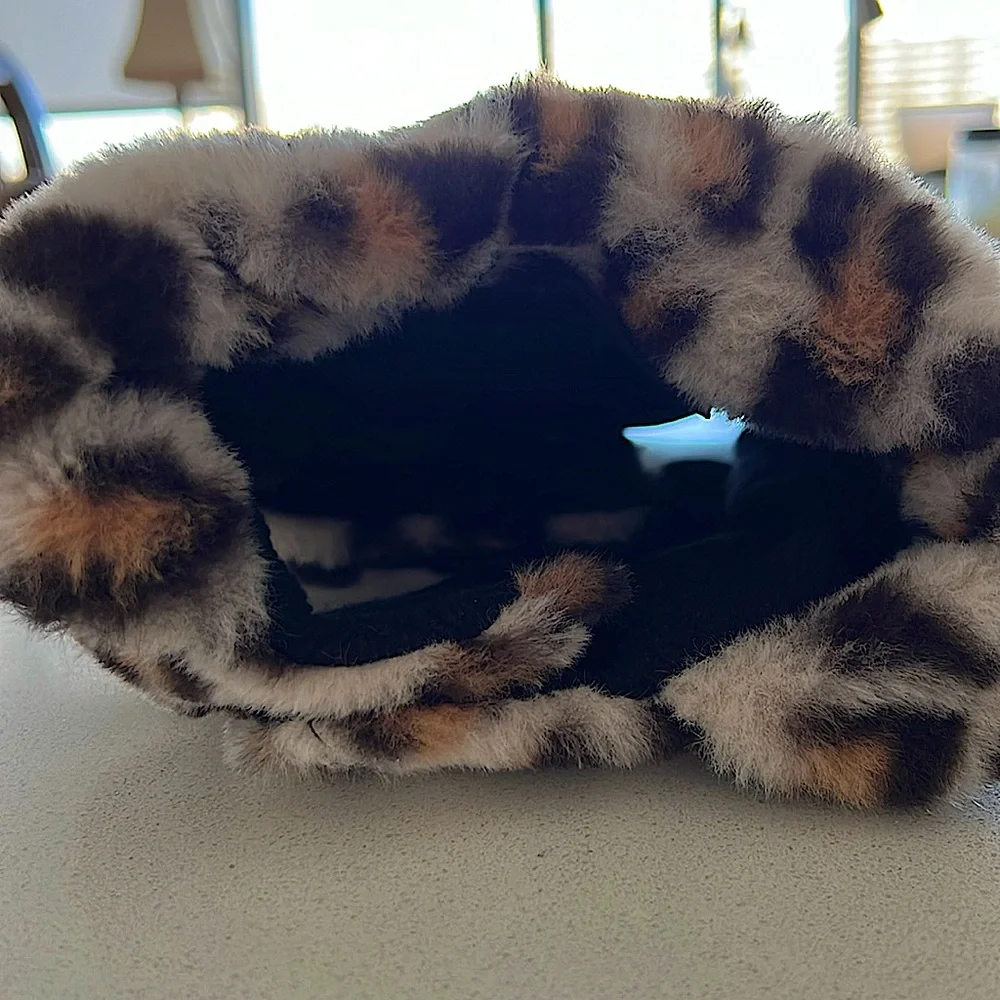 Fabdog Leopard Jacket - Picture 4 of 14